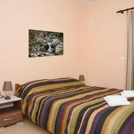 度假居 House Evia Stropones